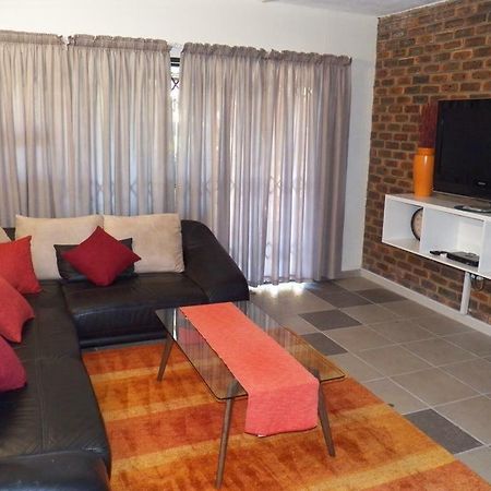 26 Pelser Plaat Meerensee Apartman Richards Bay Kültér fotó
